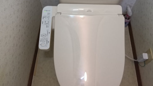 埼玉県上尾市　温水洗浄便座交換工事