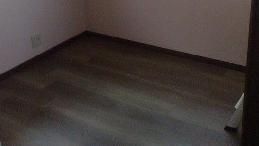 富山県富山市　2階居室床補修工事
