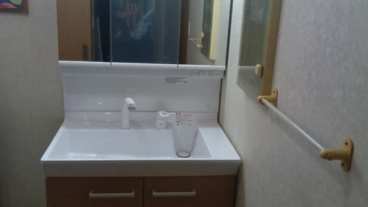 埼玉県所沢市　洗面化粧台交換工事